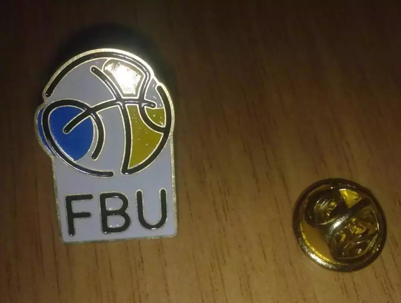 Знак. Баскетбол. Федерация Баскетбола Украины (офиц)