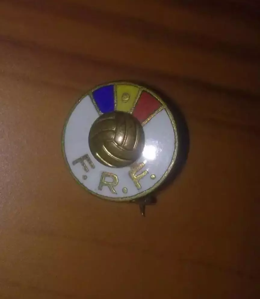 Футбол. Знак Федерация футбола Румыния