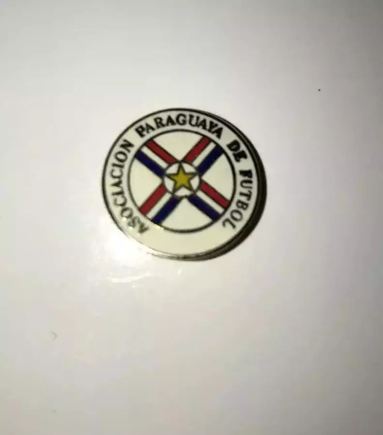 Футбол. Знак Федерация футбола Парагвай