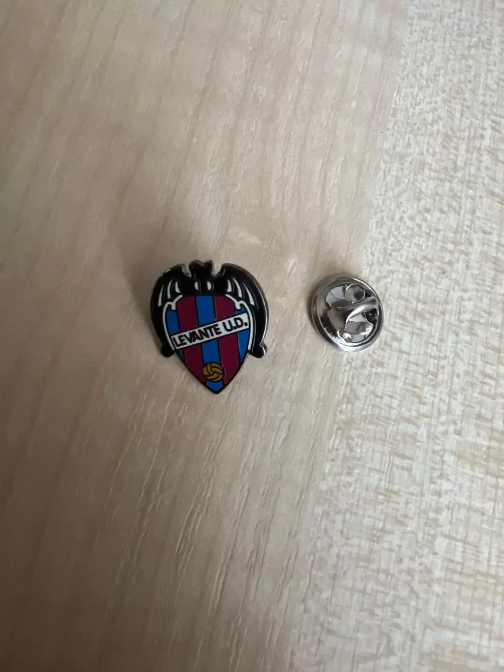 Футбол. Знак. Леванте Испания