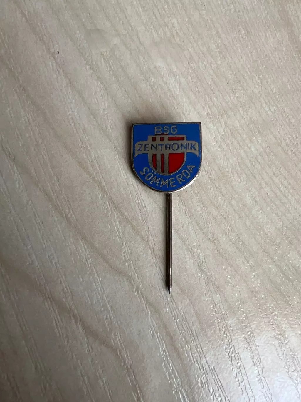 Футбол. Знак. BSG Zentronik Германия