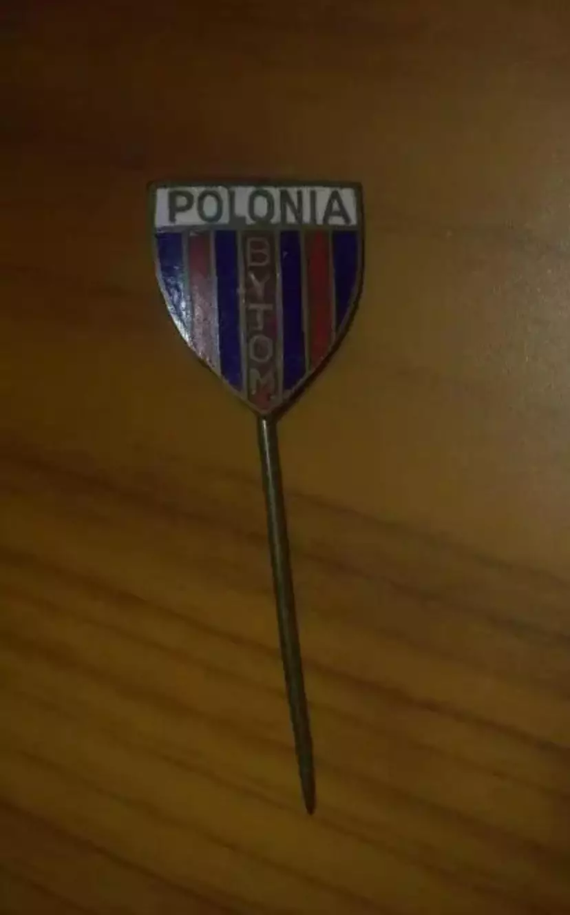 Футбол. Знак Полония Польша (старый, на игле)