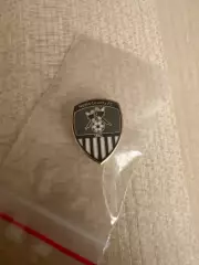 Знак Ноттс Каунти Англия (заколка)