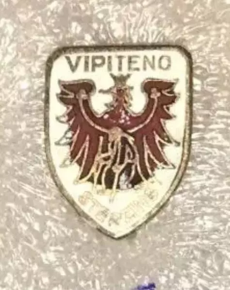 Футбол. Знак. Випитено Италия (заколка)
