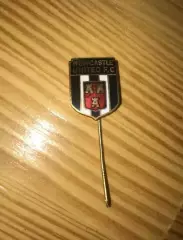 Футбол. Знак Ньюкасл Англия (старый, на игле)