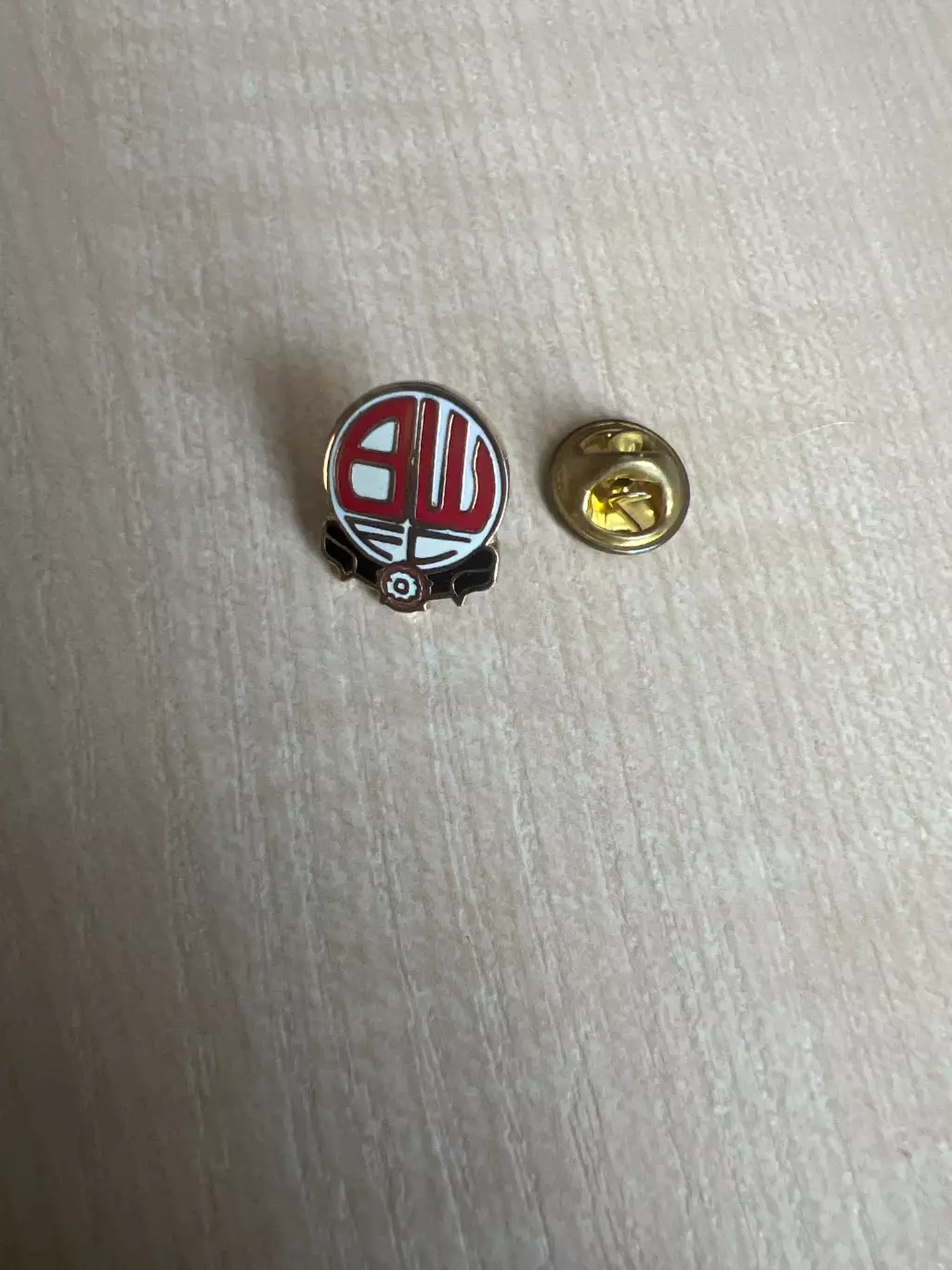 Футбол. Знак. Болтон Англия