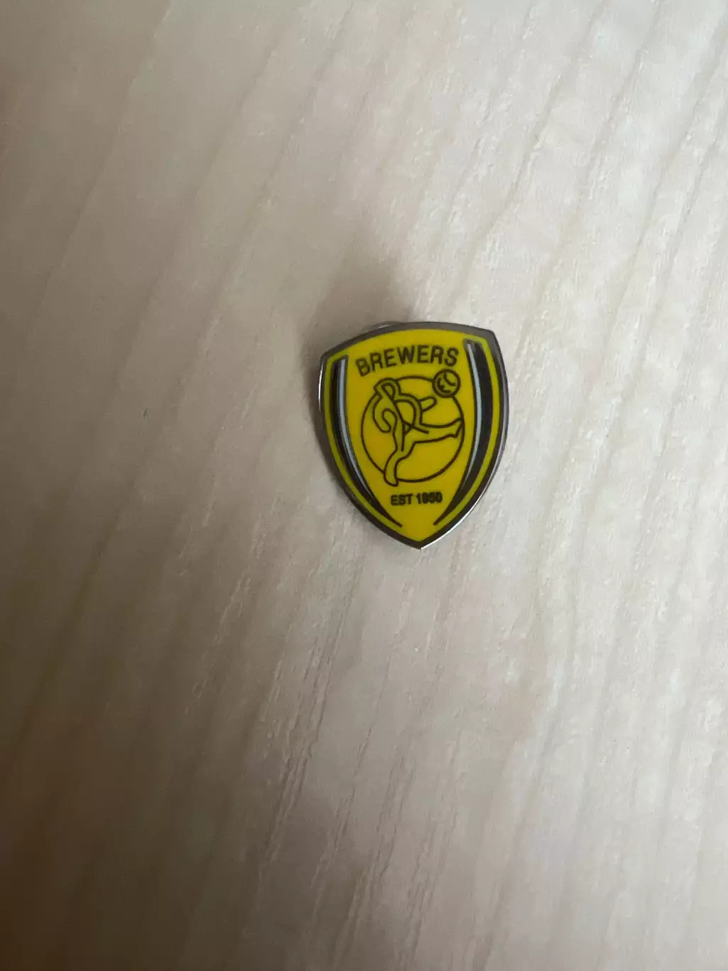 Знак Бреверс Англия