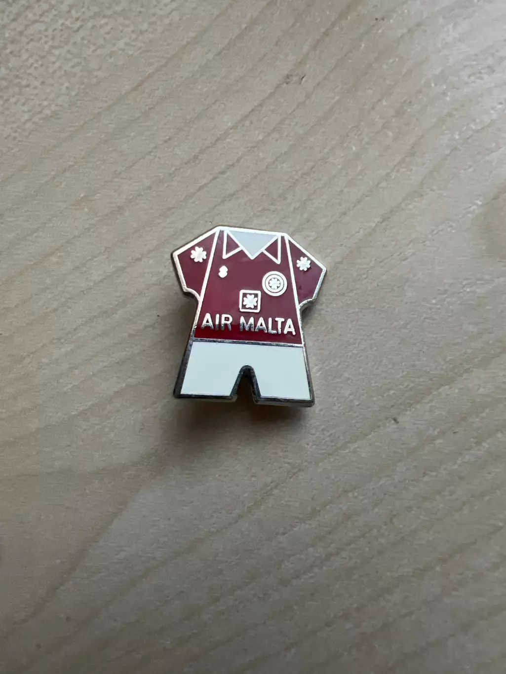 Знак Мальта (заколка) форма
