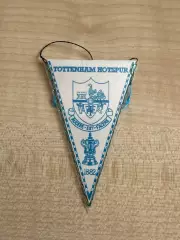 Вымпел Тоттенхэм Лондон Англия