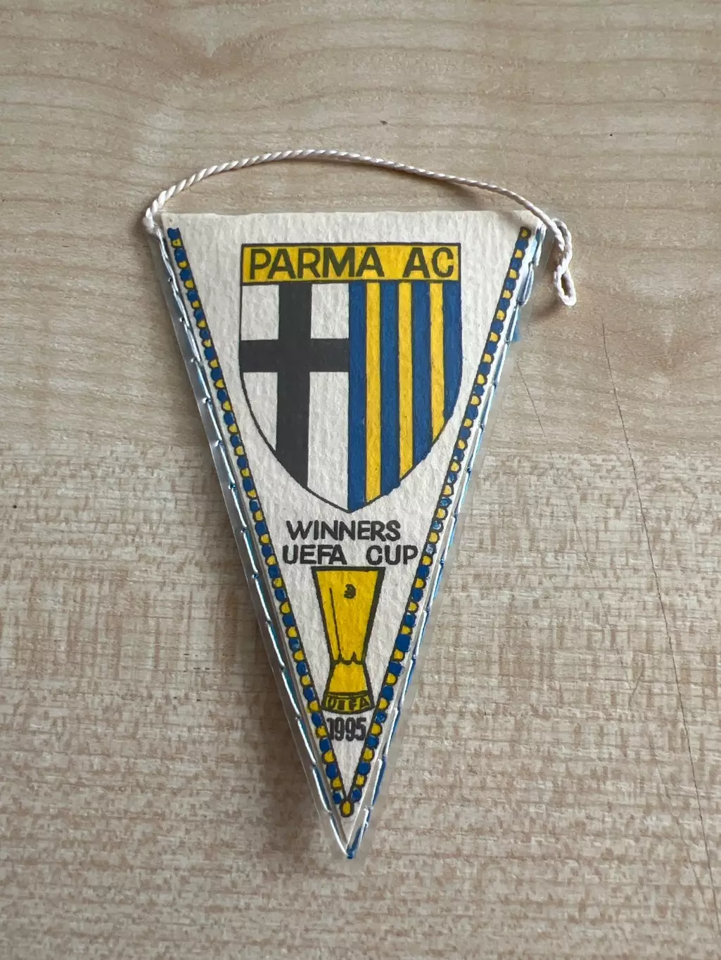 Вымпел Парма Италия