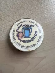 Футбол. Знак Динамо Киев - Бенфика Португалия 1991-1992 #3