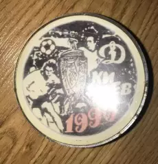 Футбол. Знак Динамо Киев - кубок СССР 1990