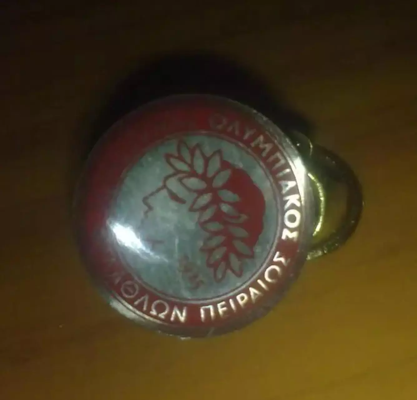 Футбол. Знак. Олимпиакос Греция №1