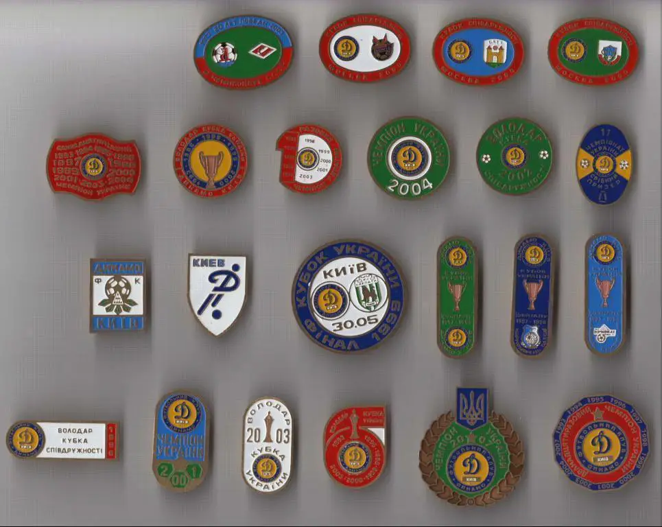 Набор 22 знака Динамо Киев