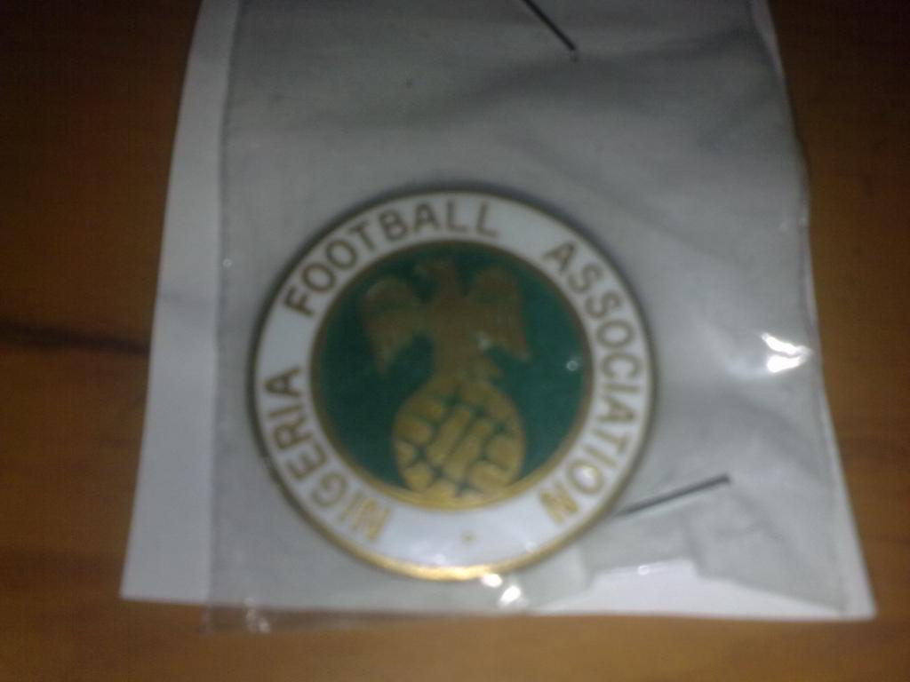 Знак Федерация Футбола Нигерия (большой, из набора)