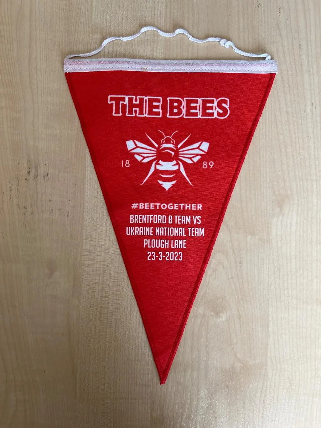 Вымпел матчевый Брентфорд Англия - Украина сборная 2023