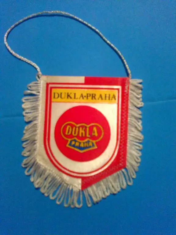 Вымпел Дукла Прага Чехословакия