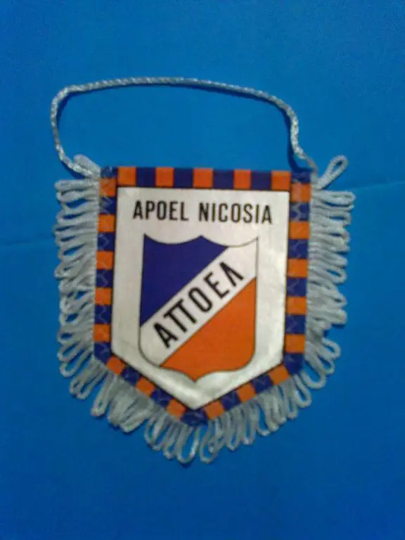 Вымпел Апоэль Никосия Кипр