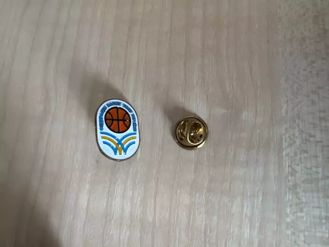 Знак. Баскетбол. Федерация Баскетбола Украины