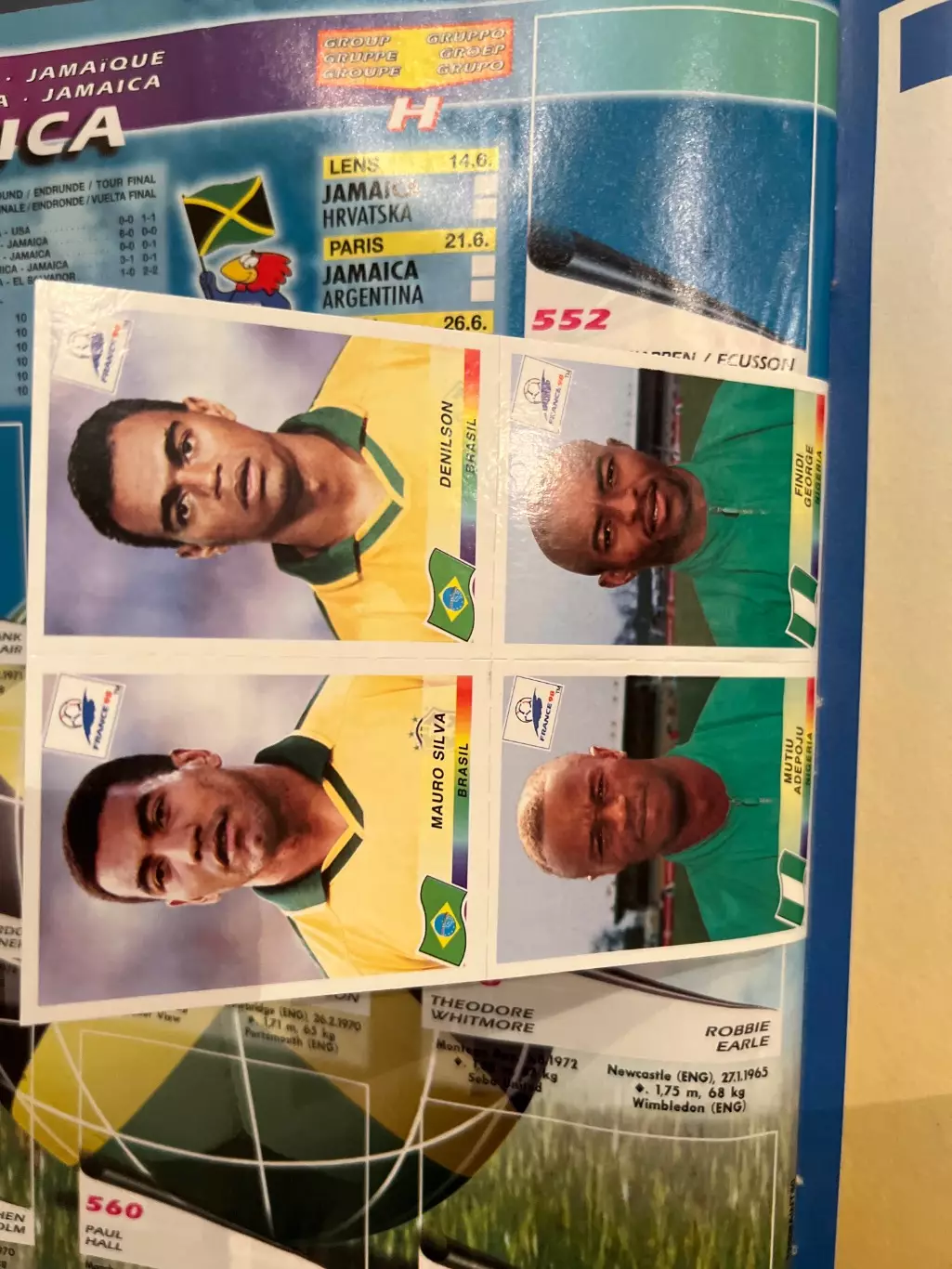 Журнал альбом Панини (PANINI) Чемпионат Мира 1998 + 6 наклеек 3