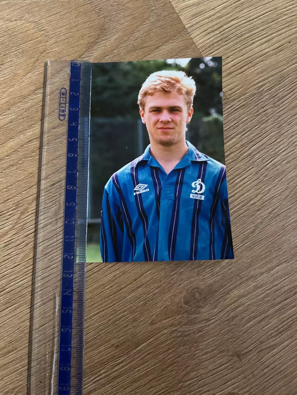 Футбол. фото Сергей Ребров Динамо Киев Начало 90х