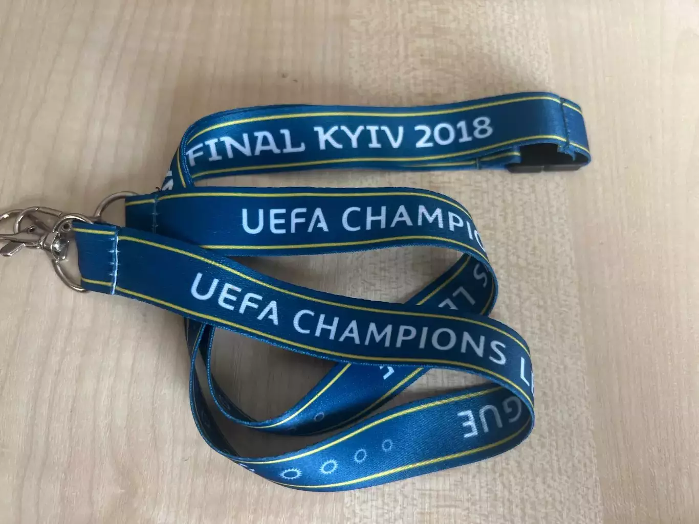 Шнурок для аккредитаций Реал - Ливерпуль 2018 Лига Чемпионов финал Киев