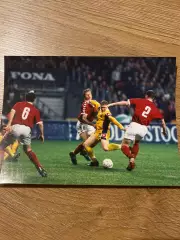 Футбол. фото 2 - Ребров - Украина сборная