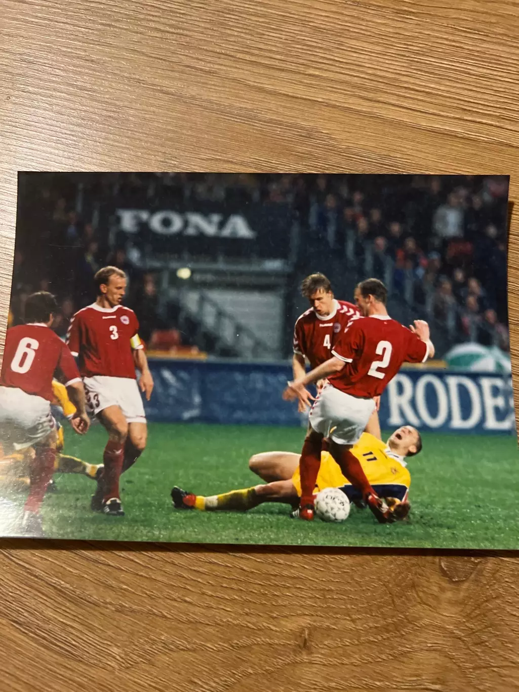 Футбол. фото 3 - Ребров - Украина сборная