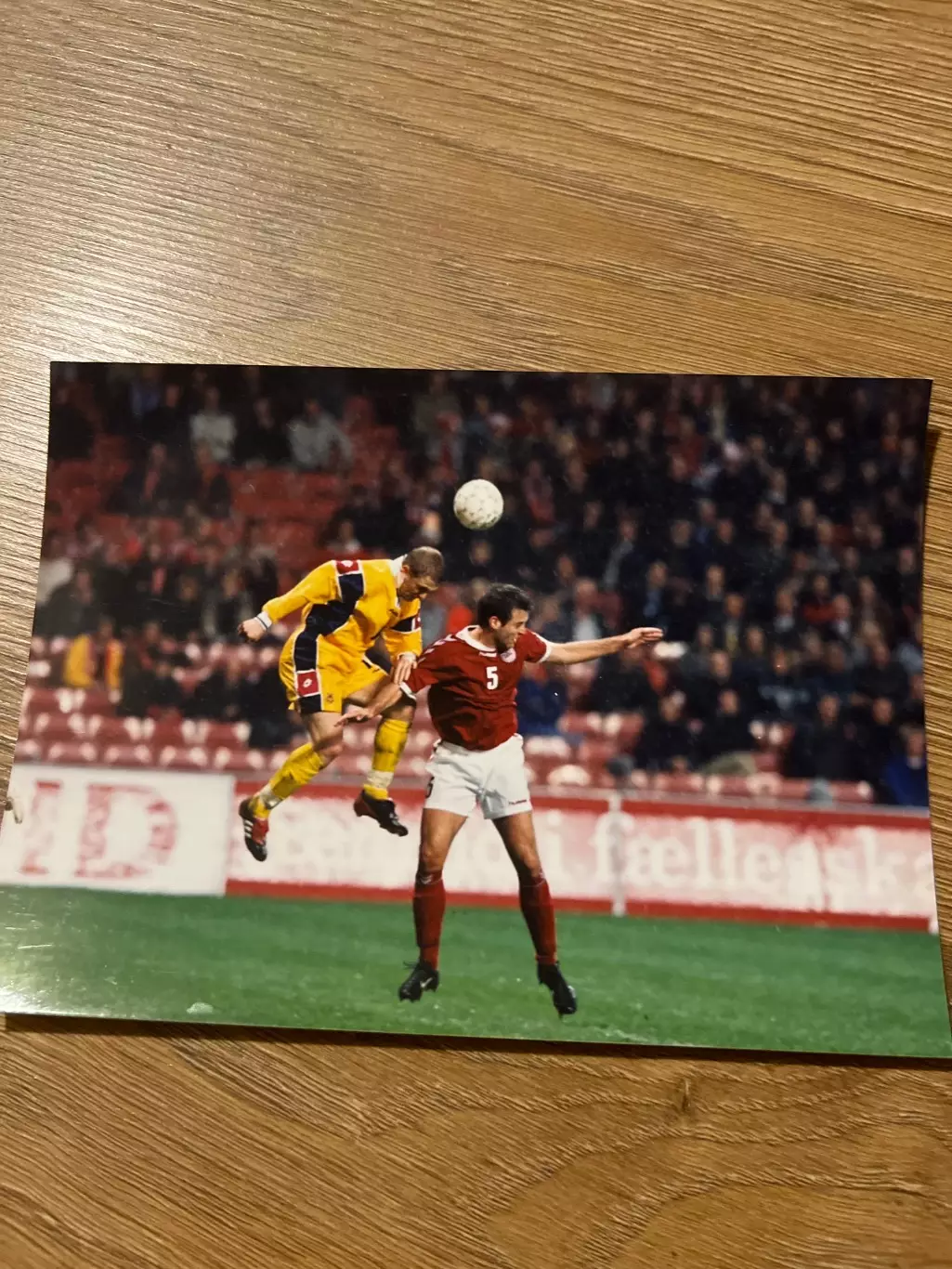 Футбол. фото 4 - Ребров - Украина сборная