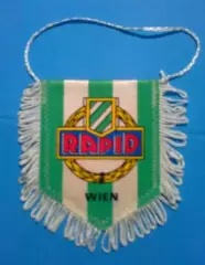 Вымпел Рапид Вена Австрия