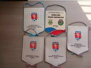 Вымпеы Чехия Украина 5 штук