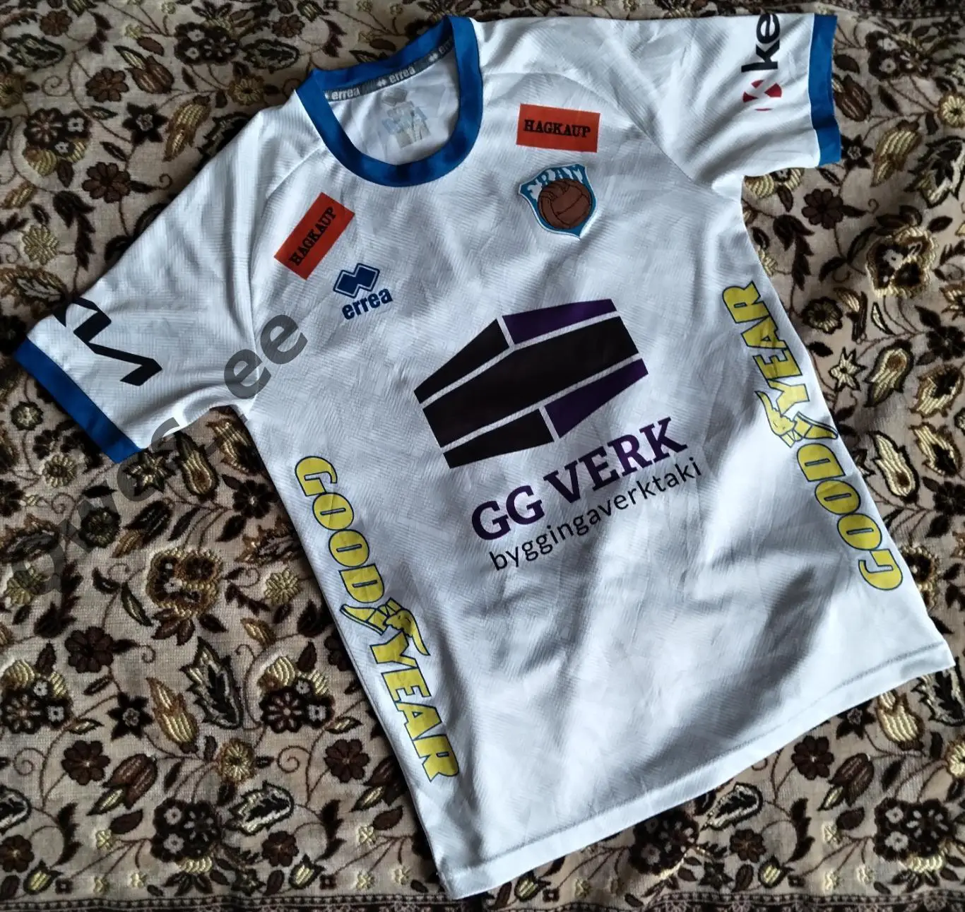 Матчевая (match worn) футболка ФК Фрам Рейкьявик Исландия Валентина выезд 1