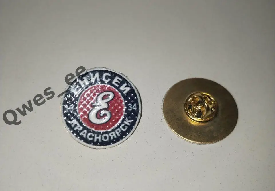 Значок Енисей Красноярск хоккей с мячом вид 1