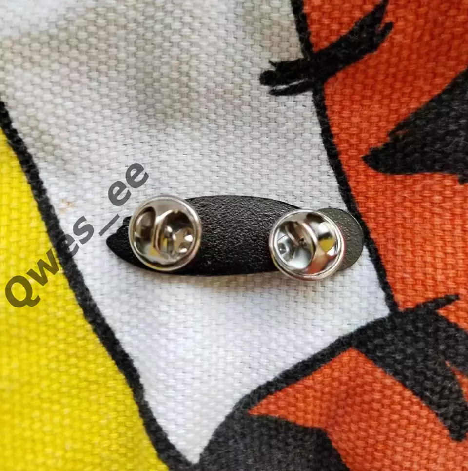 Значок стадион Енисей Красноярск хоккей с мячом 1