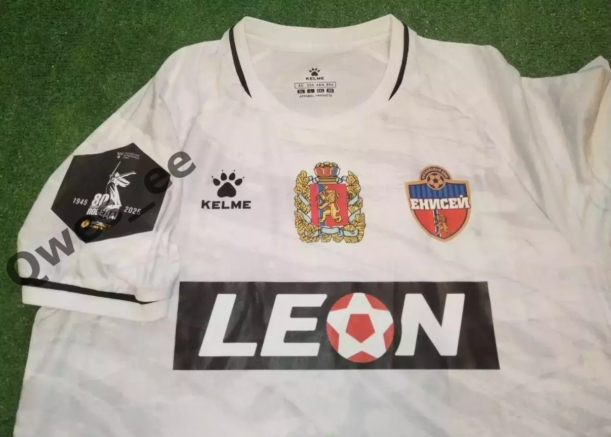 Матчевая футболка ФК Енисей Красноярск №62 Владислав Кравцов сезон 2024-2025 3