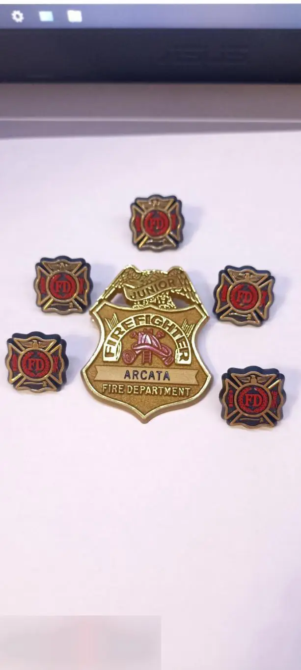 №4 Младший пожарный пожарной части АРКАТА ШТАТ КАЛИФОРНИЯ США /пожарная охрана /