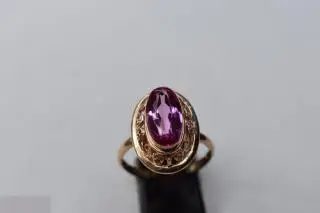 №31/39 золото. ЗОЛОТОЕ КОЛЬЦО ПЕРСТЕНЬ СССР583пр. КОРУНД?