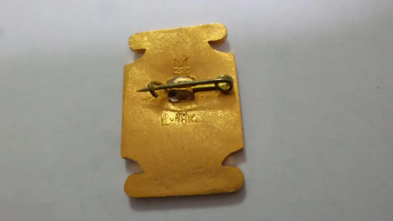 №8 ПАВЛОВСК ВОЛЬЕР 1