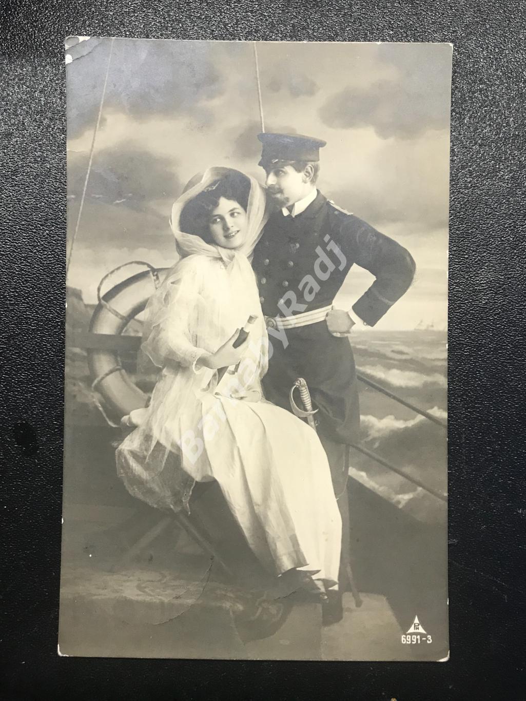 1911 Кронштадт - Ораниенбаум Барютин Краубнер. Моряк, влюбленная пара, девушка