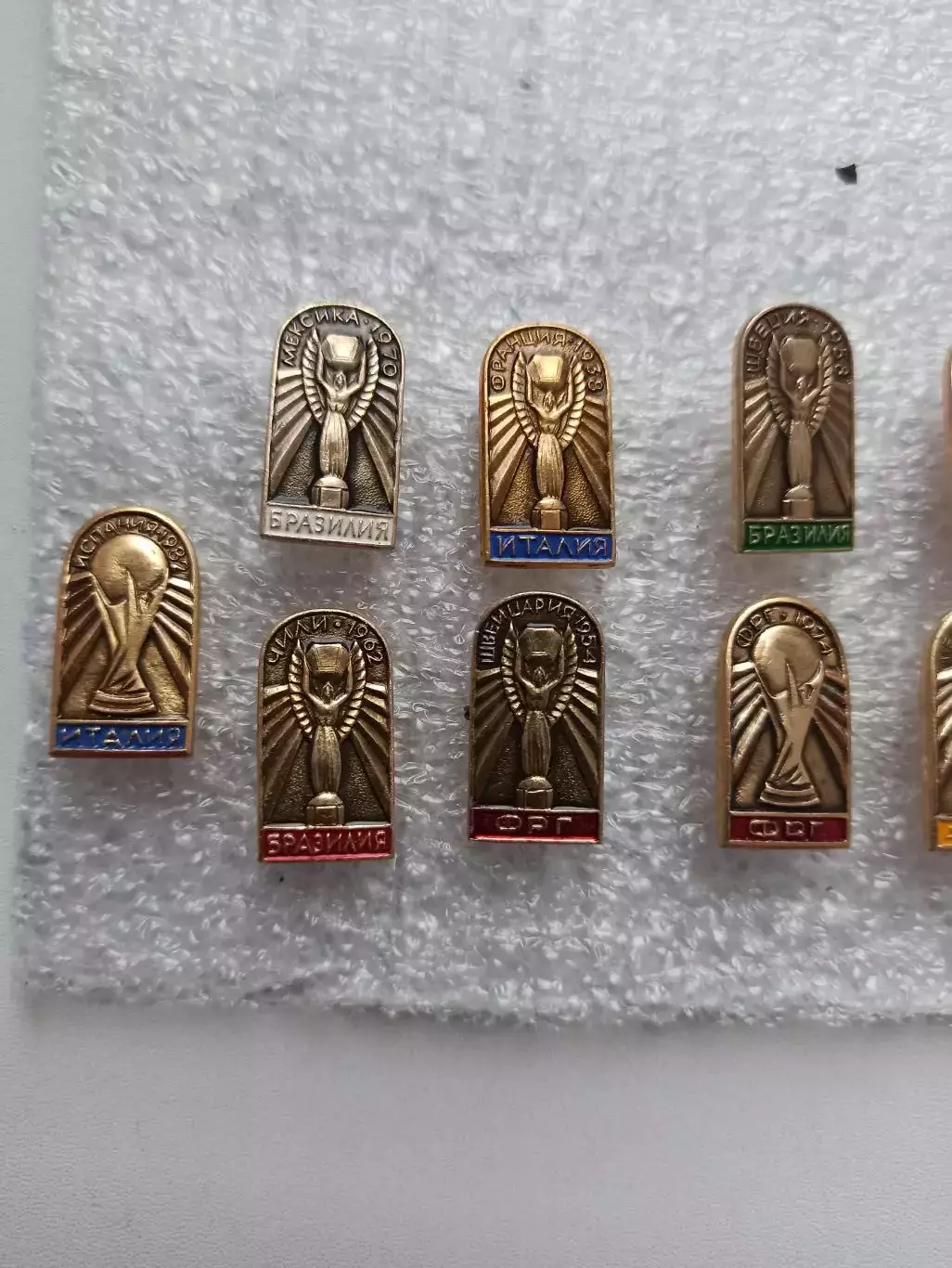 Мировой футбол, Чемпионы мира по футболу, набор, 13 знаков, клеймо 5