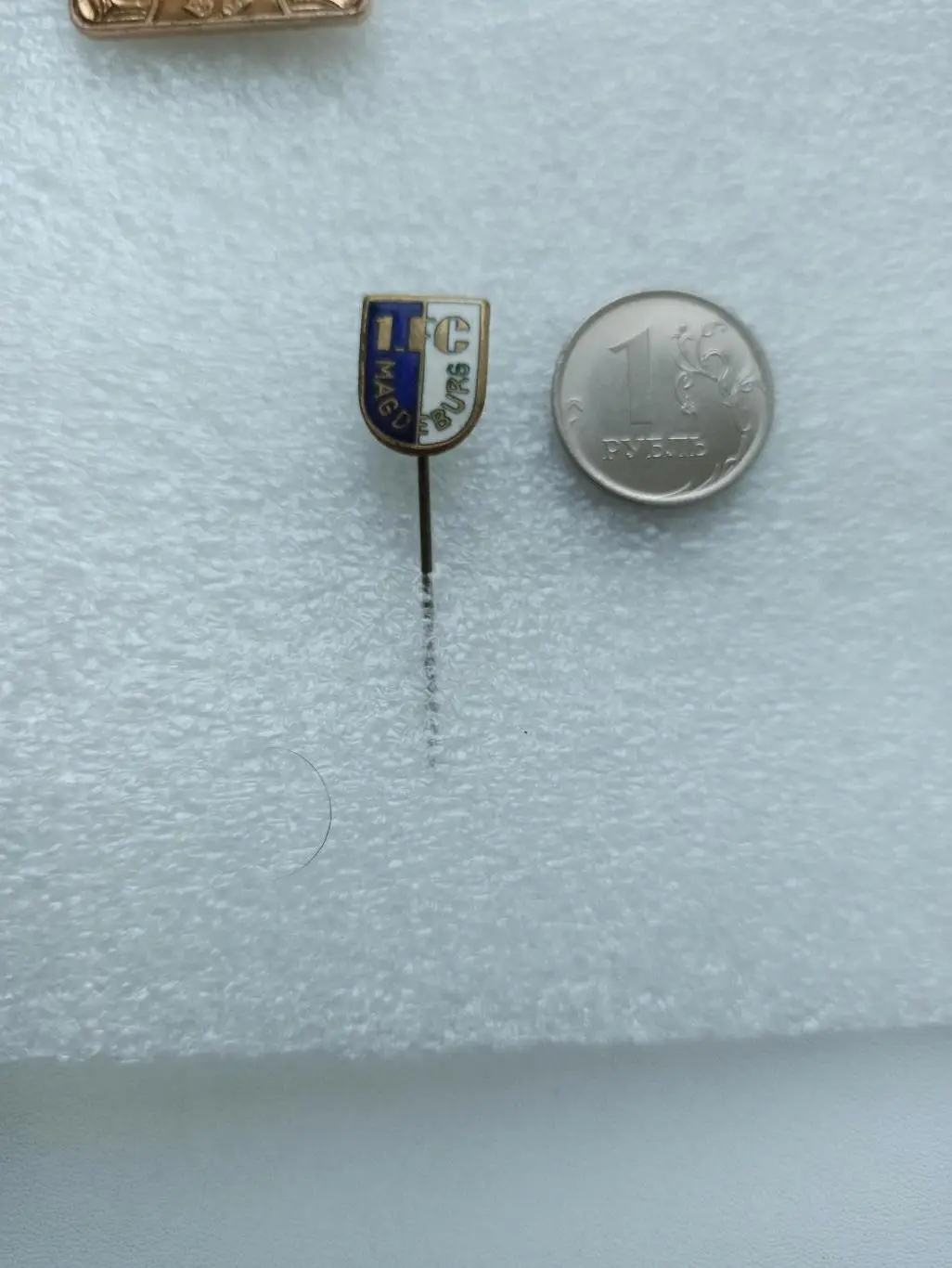 Зарубежный футбол, ГДР, Футбольный клуб, 1 FC Magdeburg, тяжелый, эмаль, редкий