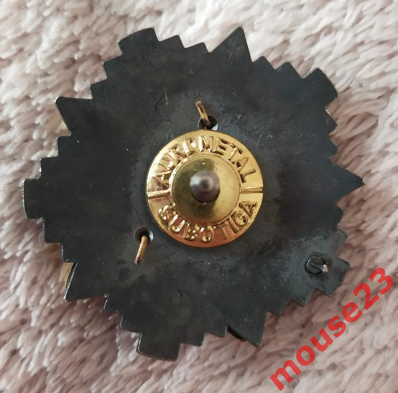 ЗНАК КОКАРДА КРАСНАЯ ЗВЕЗДА. Югославия 1