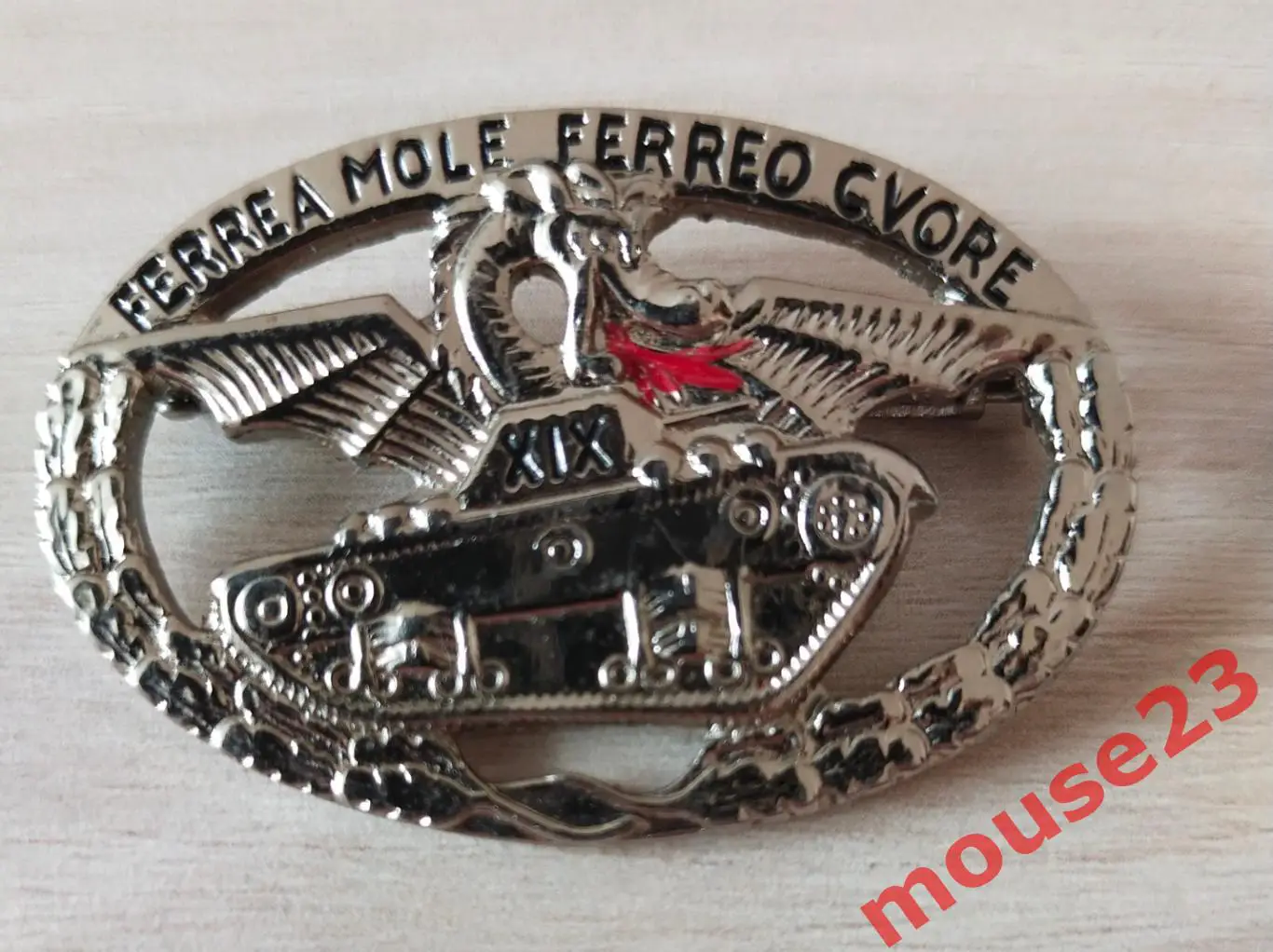 Знак итальянских, танковых войск.