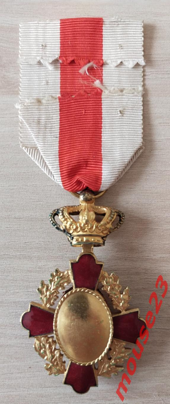 Знак Ордена Бельгийского Красного Креста 2 класса. Учрежден в 1880 году. Бельгия 2