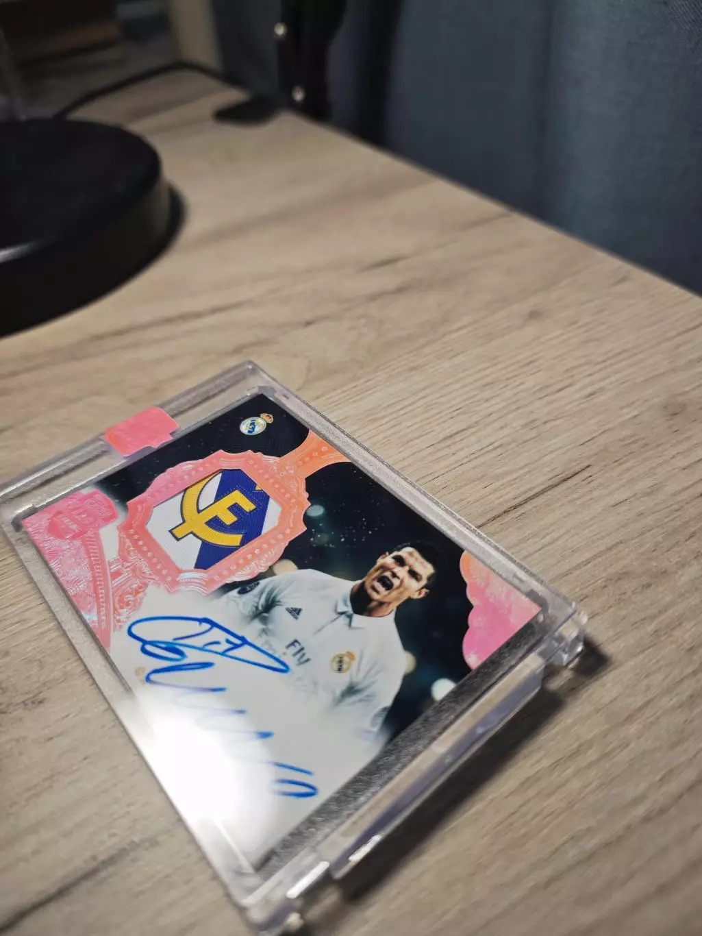 1/1 CLS Cristiano Ronaldo patch autograph Real Madrid 5