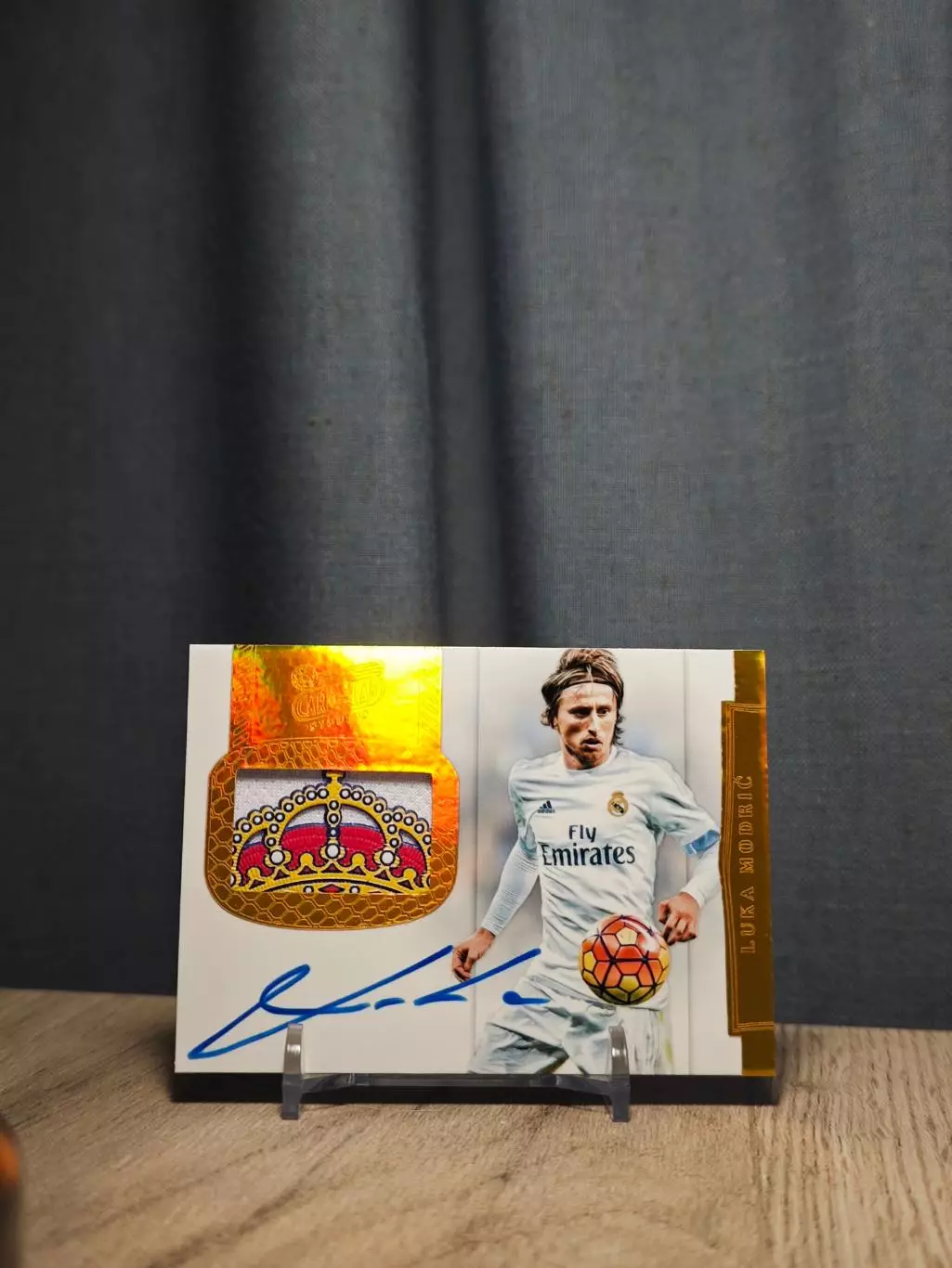1/1 CLS Laser Gold Patch Luka Modric