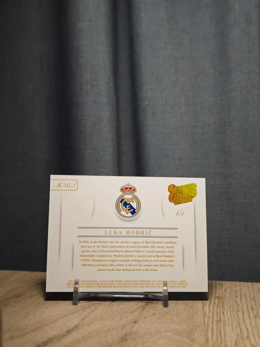 1/1 CLS Laser Gold Patch Luka Modric 1