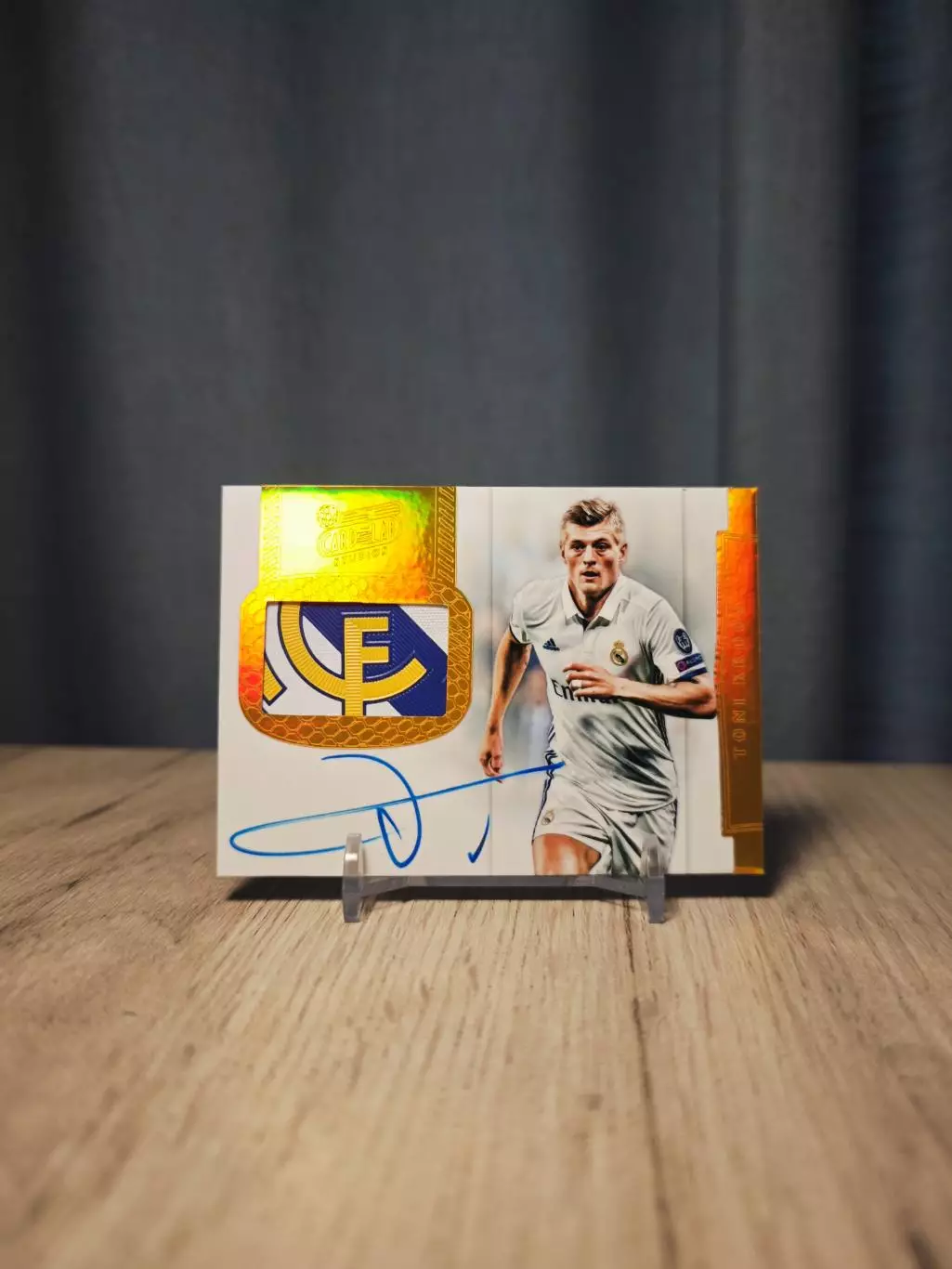 1/1 CLS Laser Gold Patch Toni Kroos