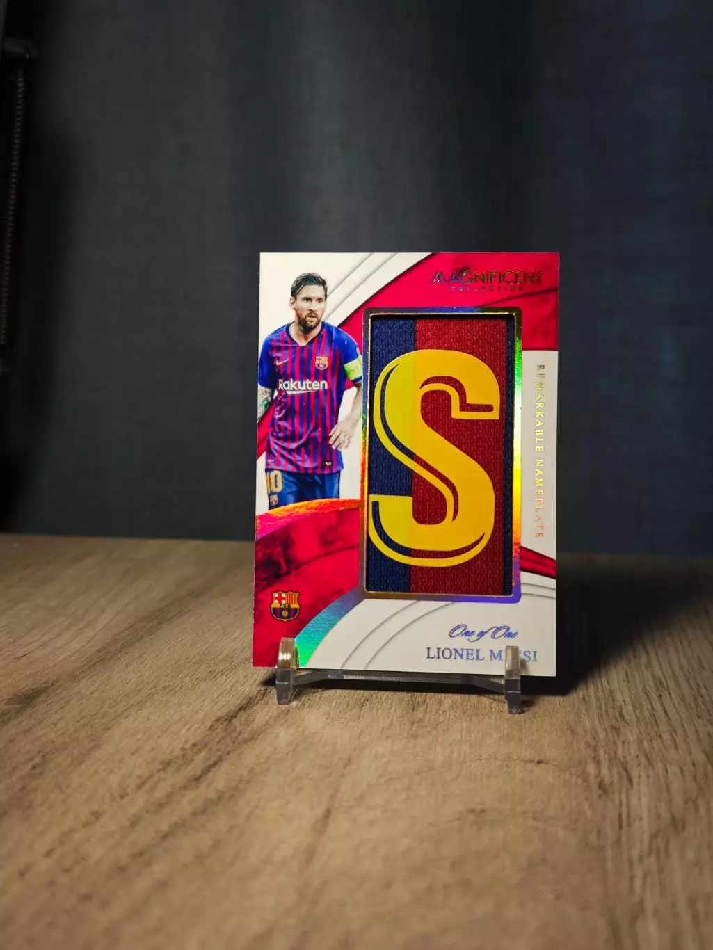 1/1 2018 CLS Magnificent Collection Remarkable Nameplate Lionel Messi S2
