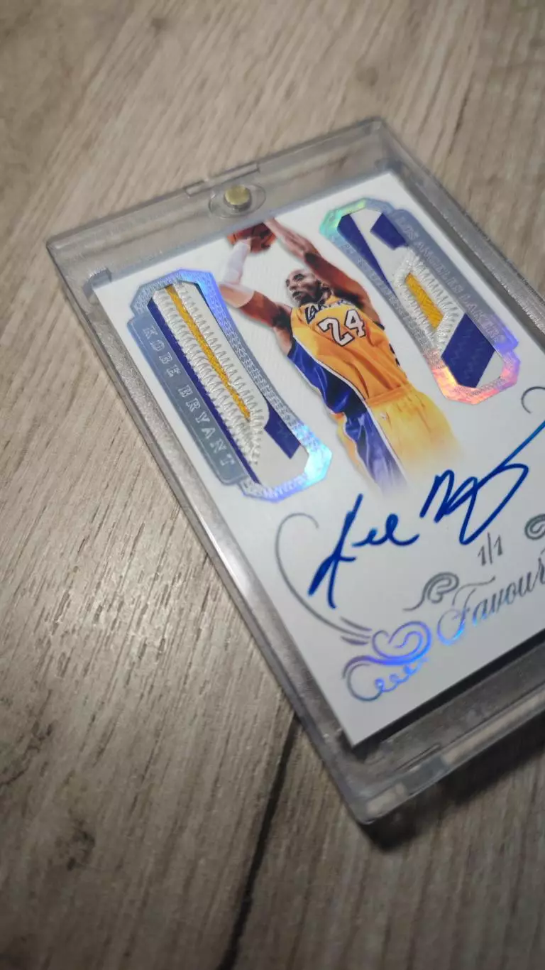 1/1 Favourite Kobe Bryant patch 3